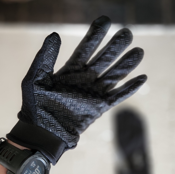 Running Gloves, NWT - Picture 7 of 10